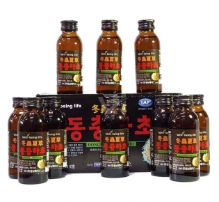 Nước uống bổ dưỡng Đông Trùng Hạ Thảo